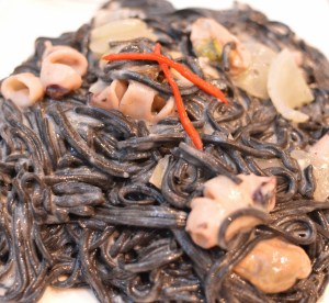 Hand made squid ink noodles wok fried w mussels & calamari tubes, braised w Chinese rice wine and buttery garlic sauce - Copy