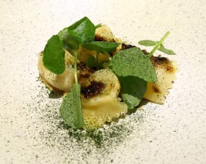 Ravioli w gruyere & porcini butter - Copy